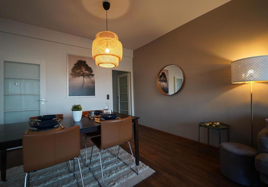 Cozy And Bright 2-Bedroom Apartment Washer And Dryer, King Size Bed Rovaniemi Extérieur photo